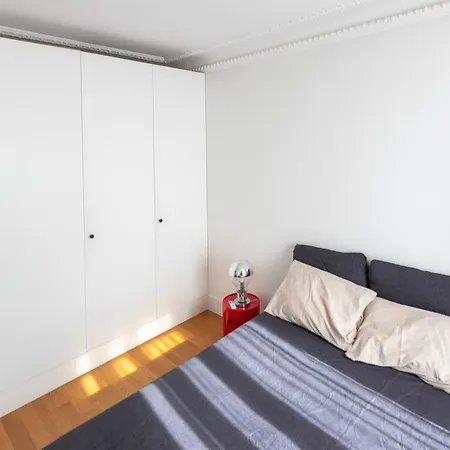 Nice Apartment In Paris Lägenhet