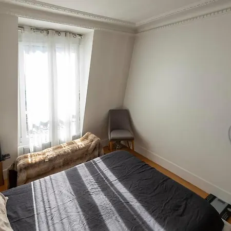 Nice Apartment In Paris Apartment